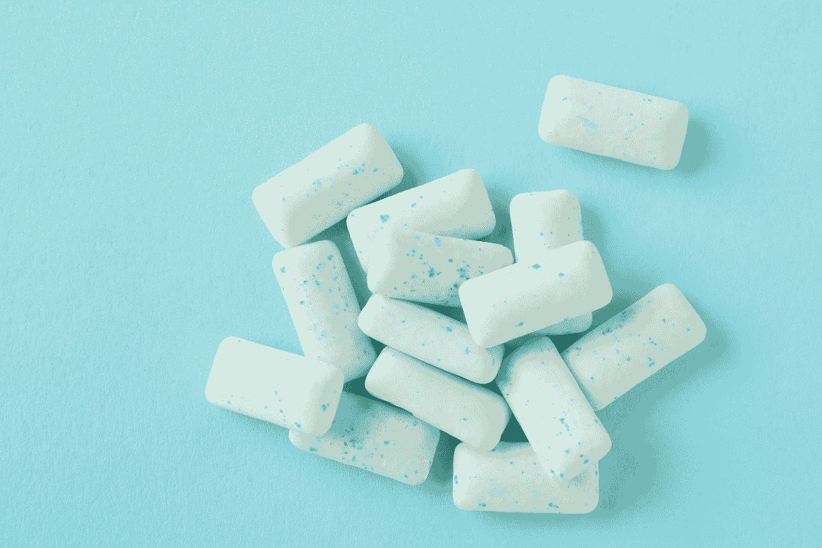 Can You Chew Gum with Dentures San Antonio