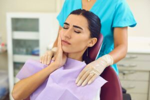 cracked-tooth-syndrome-symptoms-causes-treatment